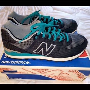 Men’s New Balances Shoes Gray and Blue